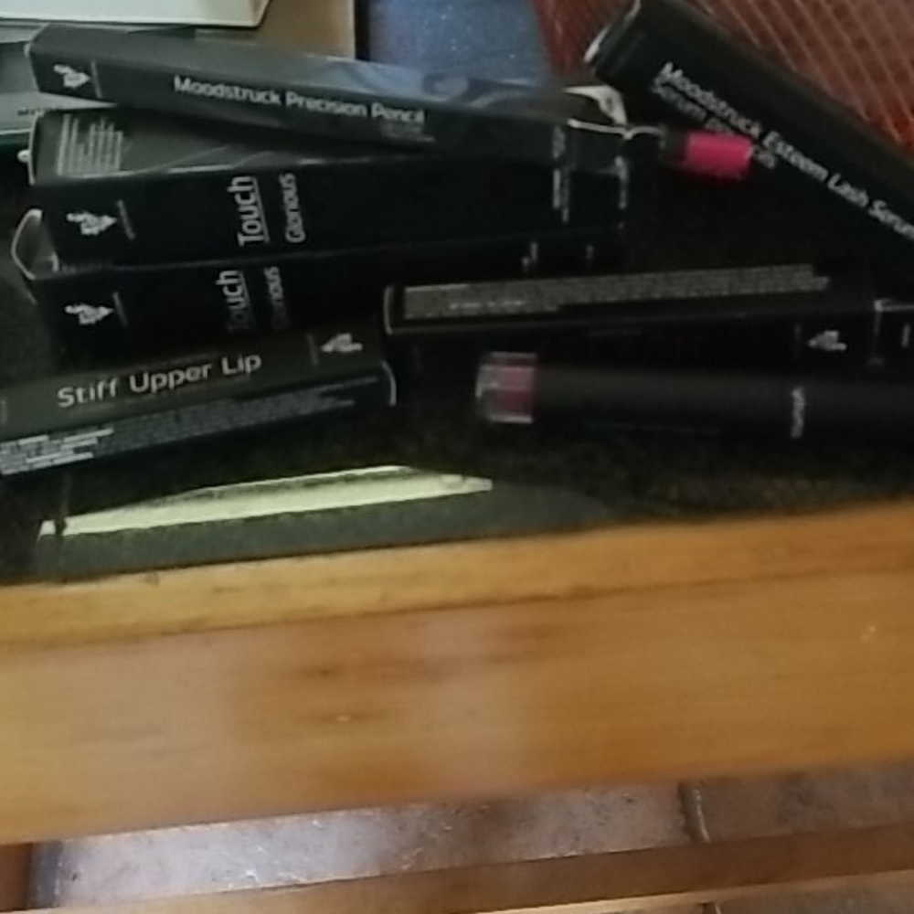 Younique Makeup Lot